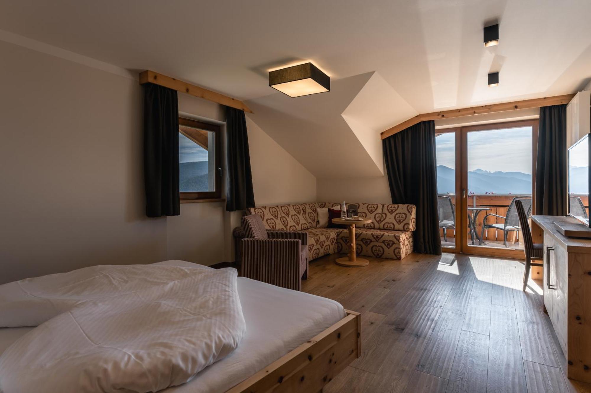 Panoramahotel Huberhof Maranza Esterno foto