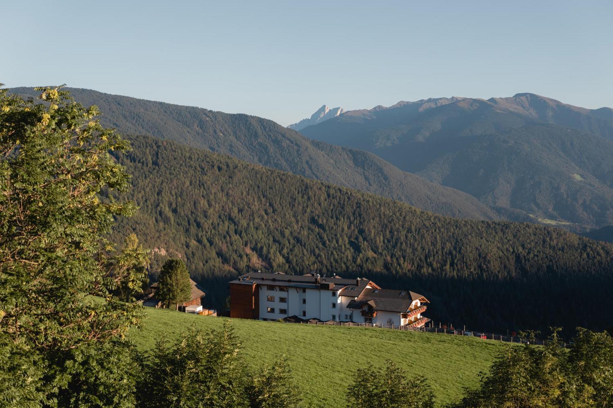 Panoramahotel Huberhof Maranza Esterno foto