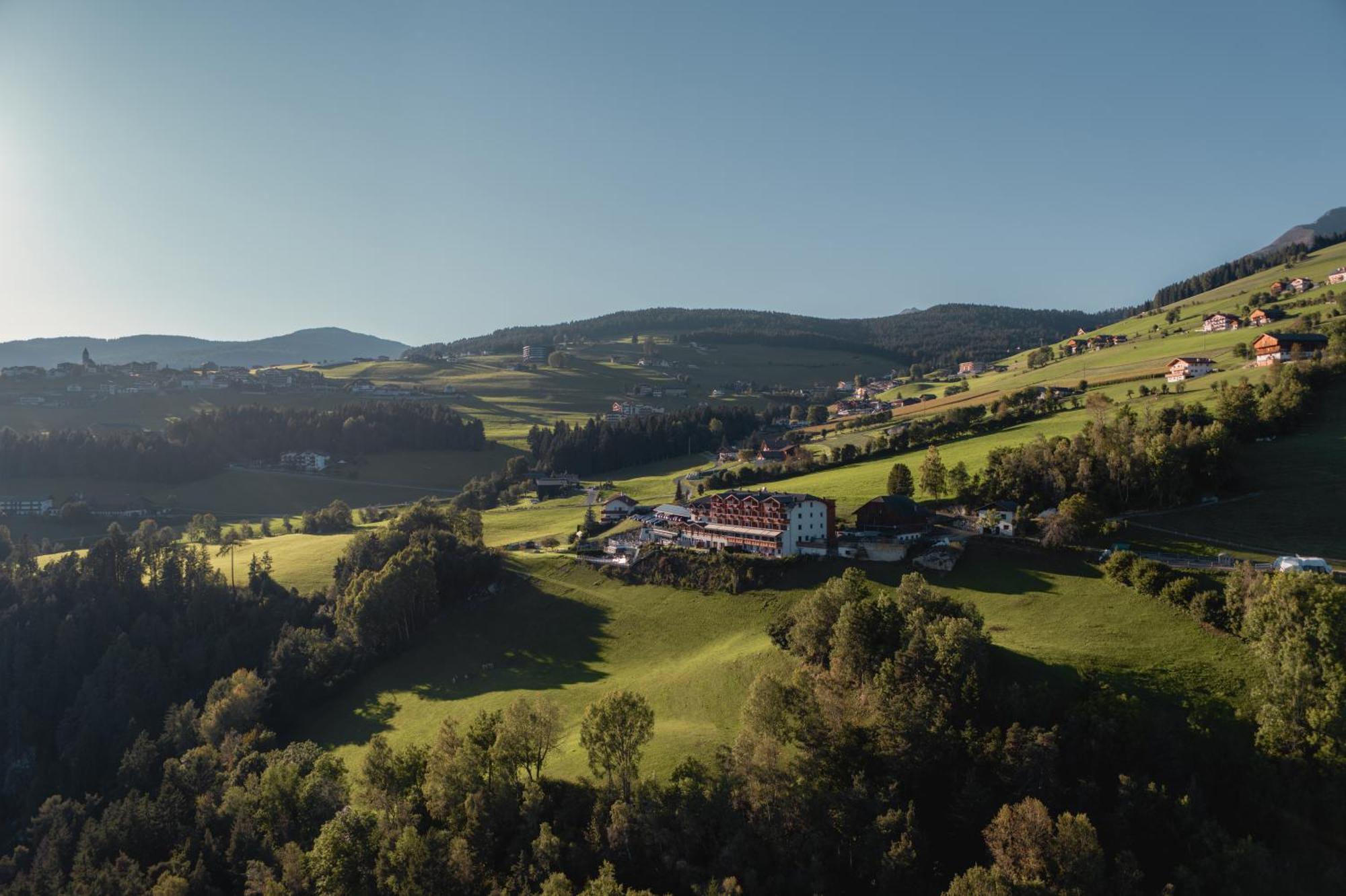 Panoramahotel Huberhof Maranza Esterno foto