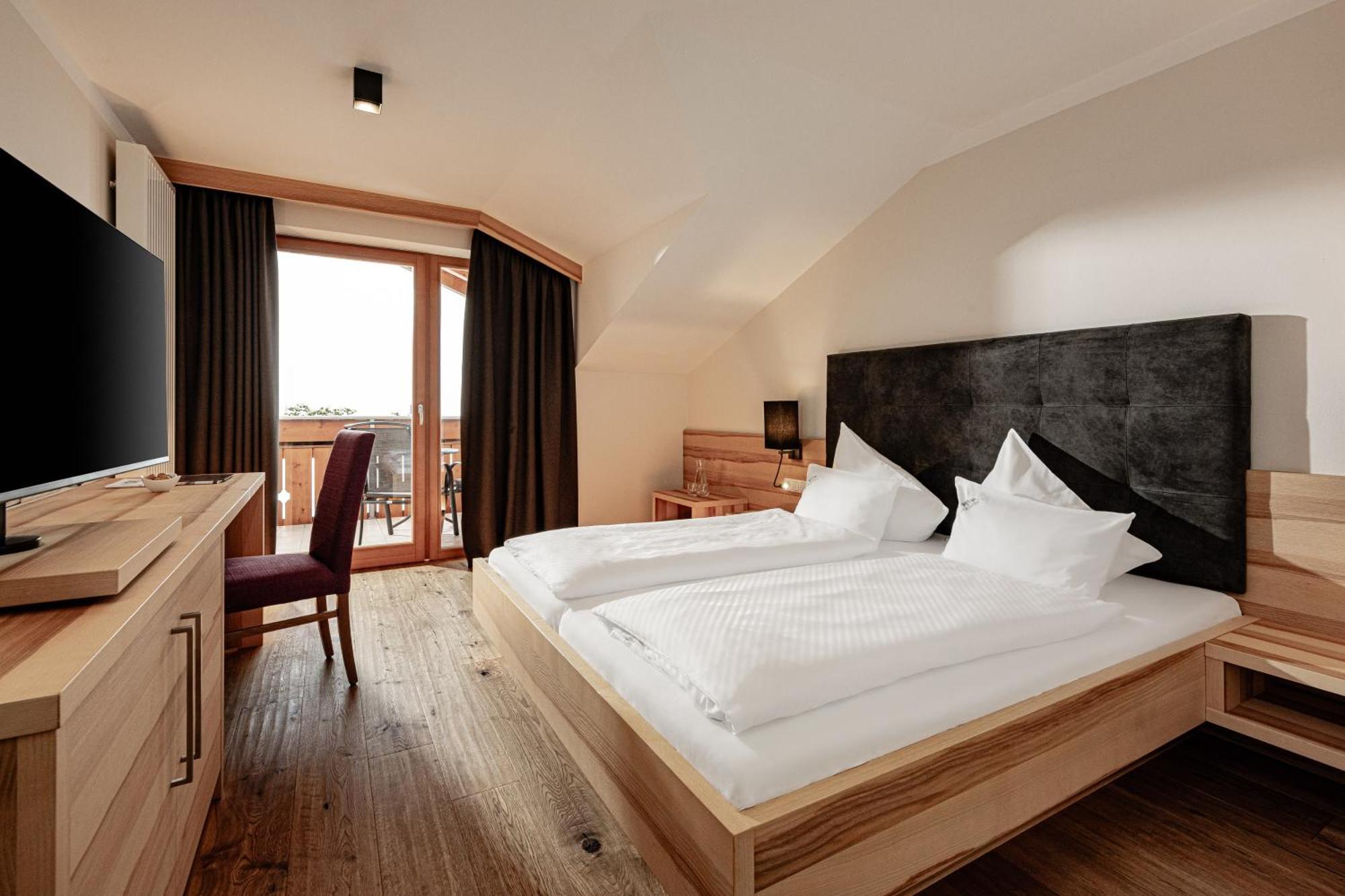 Panoramahotel Huberhof Maranza Esterno foto